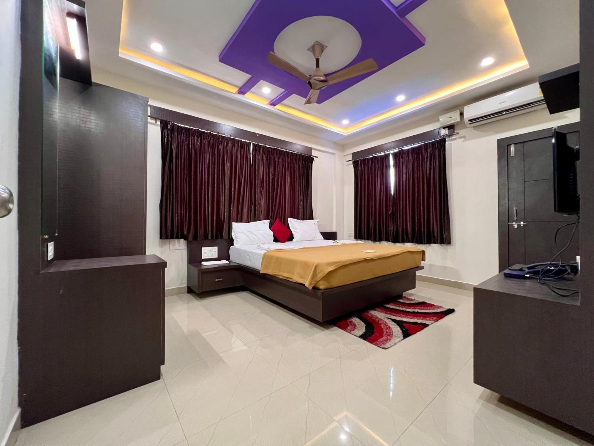 Ratna Sagar Hotel Manipal Exterior foto