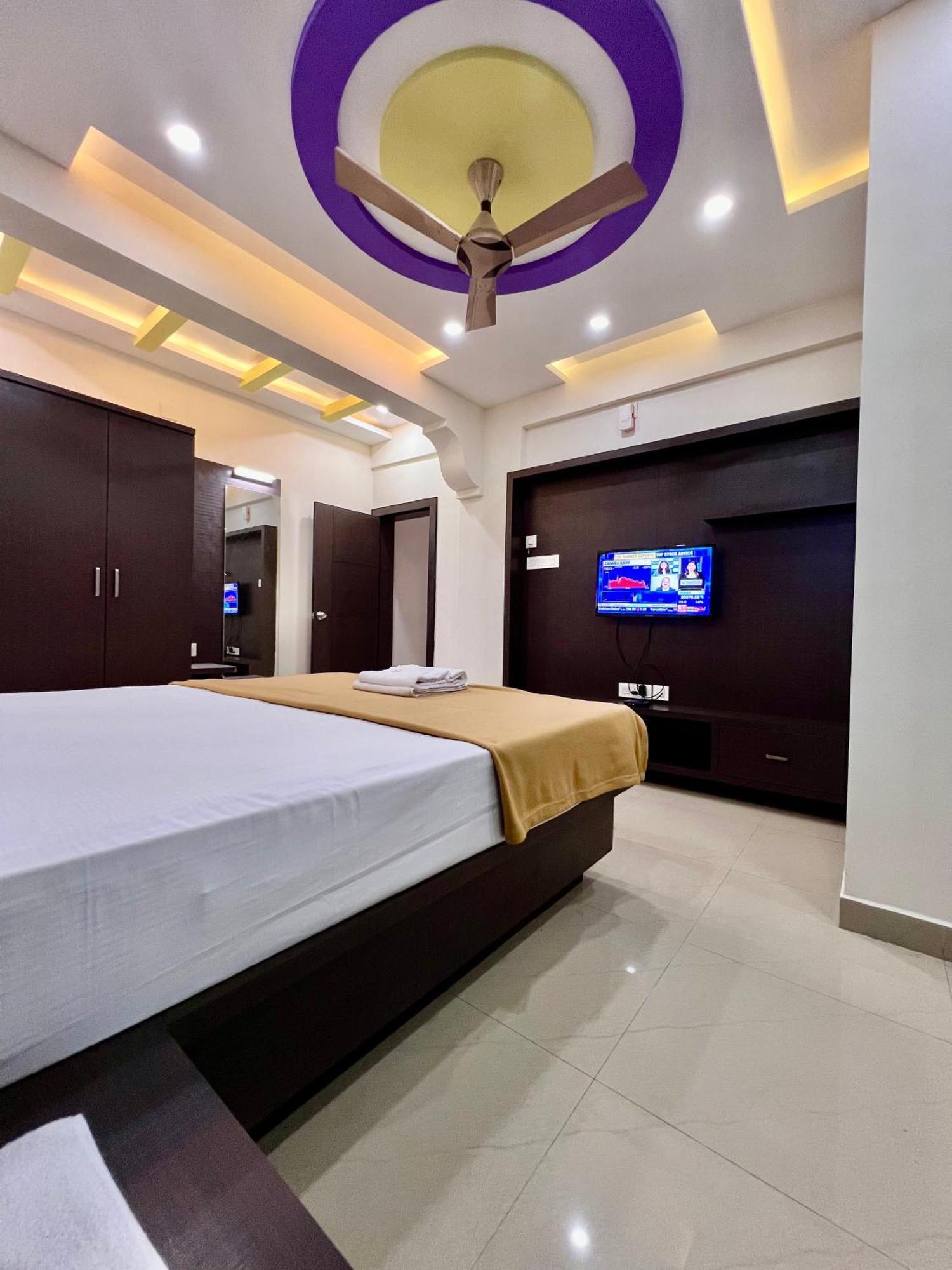 Ratna Sagar Hotel Manipal Exterior foto
