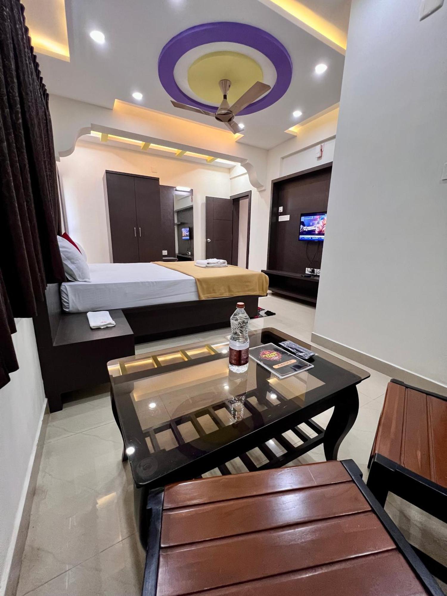 Ratna Sagar Hotel Manipal Exterior foto